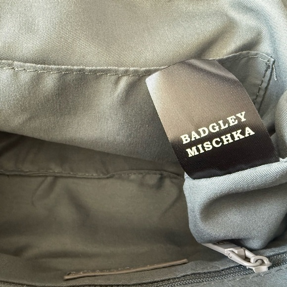 🖤 Badgley Mischka Gray Slouchy Shoulder Bag Soft Faux Leather Chain Strap NWT - Picture 4 of 13